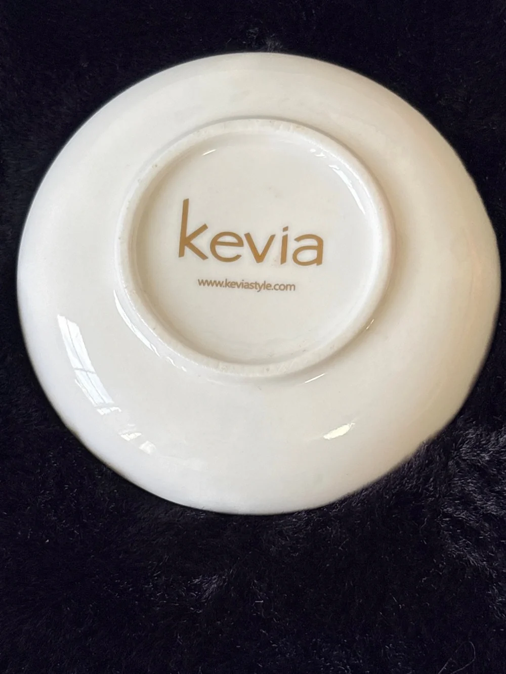 Kevia White Ceramic Gold Love Arrow Ring Dish Jewelry Trinket Tray